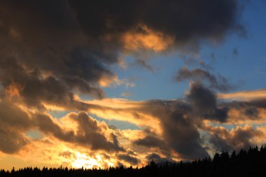 Görkemli günbatımı gökyüzü 