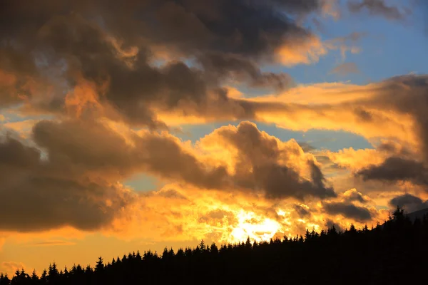 Fin solnedgång himmel — Stockfoto