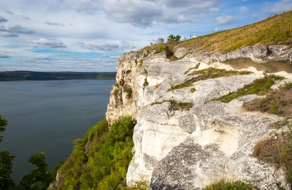 Bílý kámen velké jezero — Stock fotografie