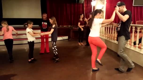 Урок танцю семінар — стокове відео