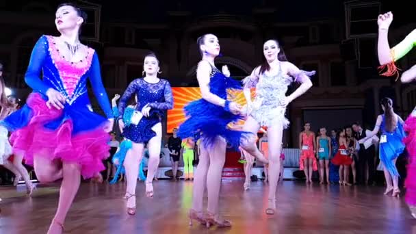 Competencia de baile en cámara lenta — Vídeo de stock