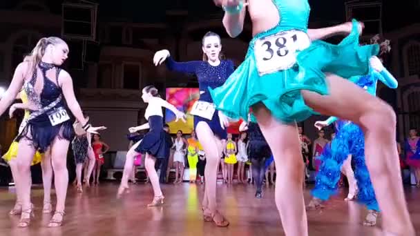 Competição de dança em câmara lenta — Vídeo de Stock