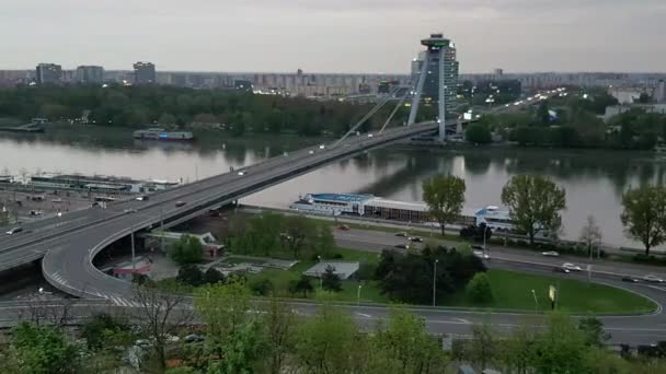 Bratislava, Slowakei Stadtverkehr im Zeitraffer — Stockvideo