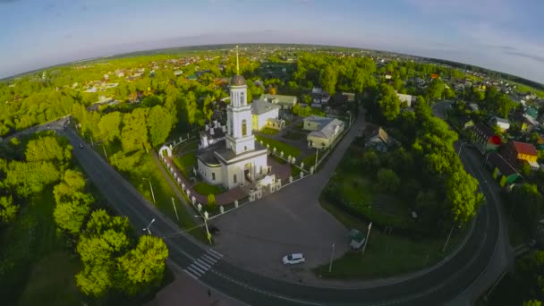 Повітряні краєвид сільських сцени в центральну Росію на літо — стокове відео