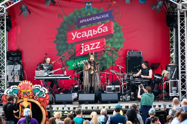 Международный фестиваль джаза "Усадьба" — стоковое фото