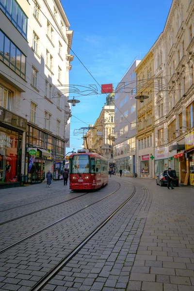 People visit old city street — Stock Photo, Image