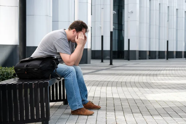 Trauriges Männerporträt mittleren Alters — Stockfoto