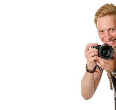 Genç seyahat fotoğraf çekimi izole dslr kamera tarafından adam.