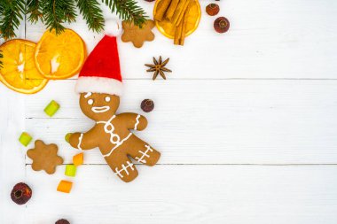 Noel süslemeleri ve pastaneden sınırlar