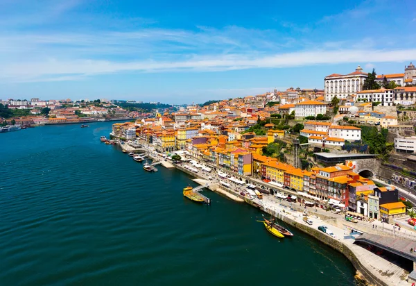Παλιά πόλη στον ορίζοντα Porto, Πορτογαλία — Φωτογραφία Αρχείου