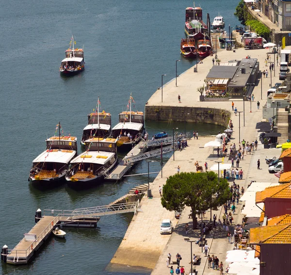 Porto, Portekiz eski şehir manzarası — Stok fotoğraf