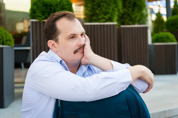 Trauriges Männerporträt mittleren Alters — Stockfoto