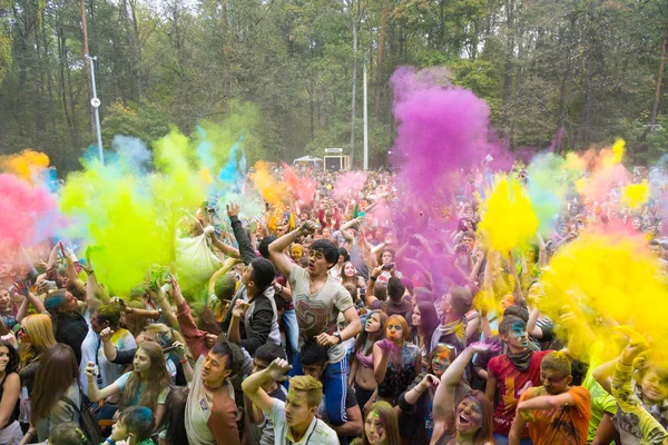 Young people having fun — Stock Photo, Image