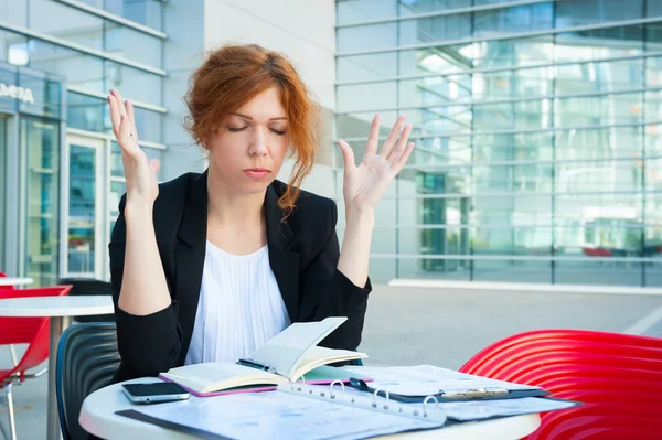 Negocios frustrados y cansados — Foto de Stock