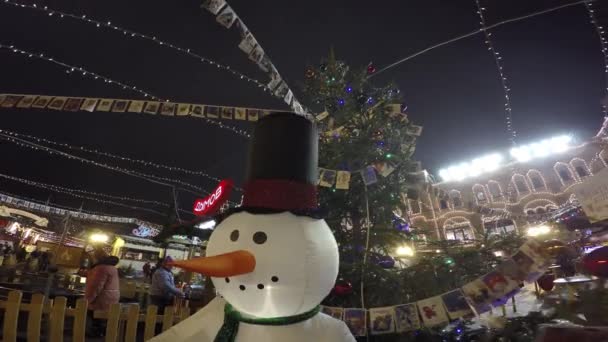 Weihnachtsmarkt auf dem Roten Platz — Stockvideo