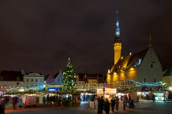 Plaza del Ayuntamiento de Tallin en Navidad —  Fotos de Stock