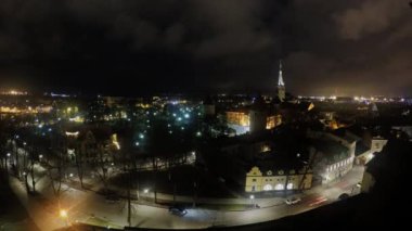 Zaman atlamalı Tallinn eski şehrin