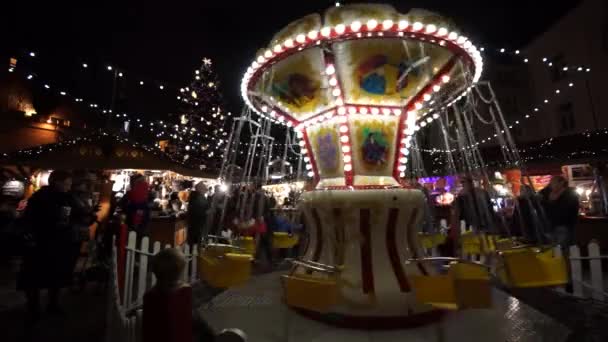 People visit Christmas Fair in old town — Stock Video