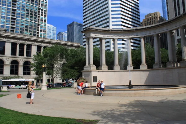 Chicago - Wrigley Square w Millenium Park — Zdjęcie stockowe