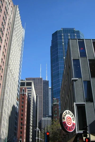 Chicago wieże i drapacze chmur — Zdjęcie stockowe