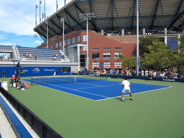 Открытый теннис США - боковые корты — стоковое фото