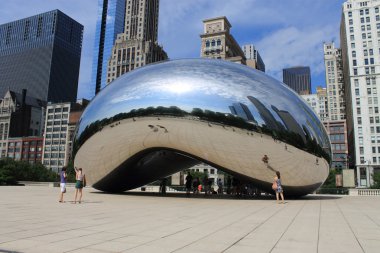 Chicago fasulye Cloud Gate Millennium Parkı