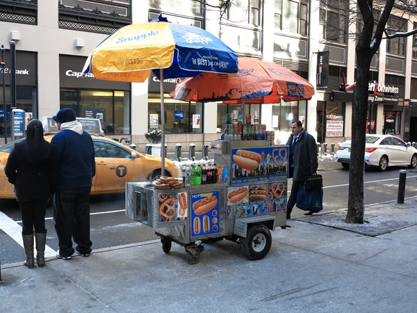 New York sosisli sandviç standı — Stok fotoğraf