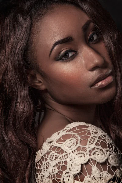 Jovem sexy afro-americano mulher . — Fotografia de Stock