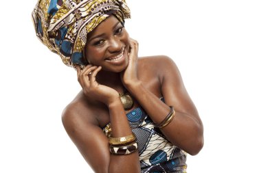 Geleneksel kıyafet güzel Afrika moda modeli.