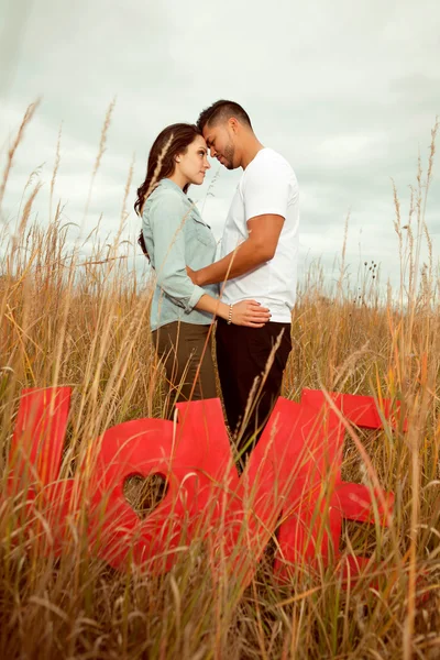 Casal apaixonado. — Fotografia de Stock