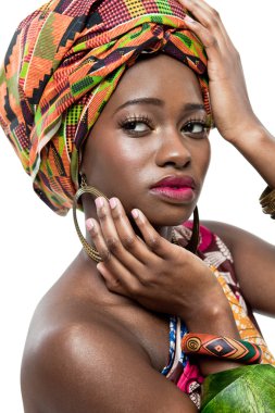 çekici genç Afrika moda modeli.