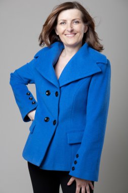 Mutlu kırk yaşında bir kadın Studio 