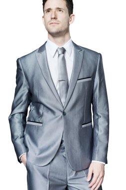 İşadamı emin poz. İzole.