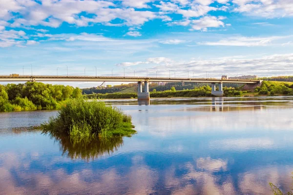 Bridge over vyatka — Stock Photo, Image