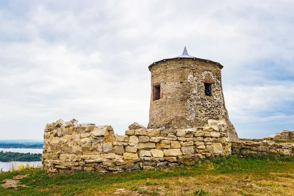 Torre en el asentamiento de elabuga —  Fotos de Stock