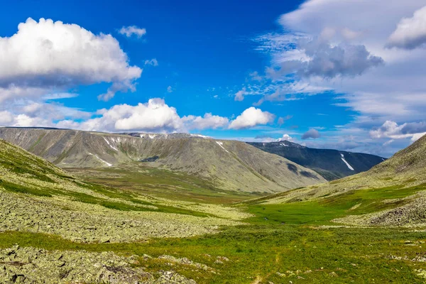 Cordillera Soleada Los Urales Subpolares Día Verano — Foto de Stock