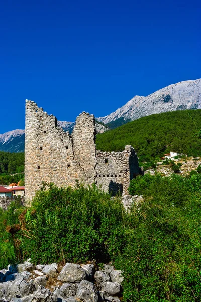 Ruinas Antiguo Castillo Gedelme Las Montañas Turquía Día Verano —  Fotos de Stock