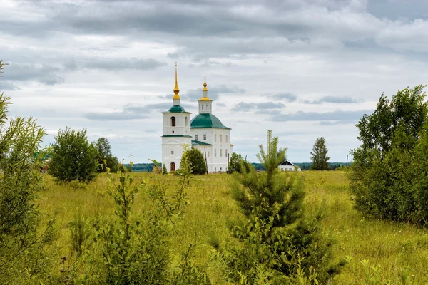 Церковь в Гагарках — стоковое фото