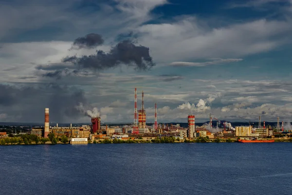 Factory complex in berezniki — Stock Photo, Image