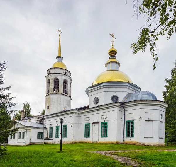 Kyrkan i kudymkar — Stockfoto