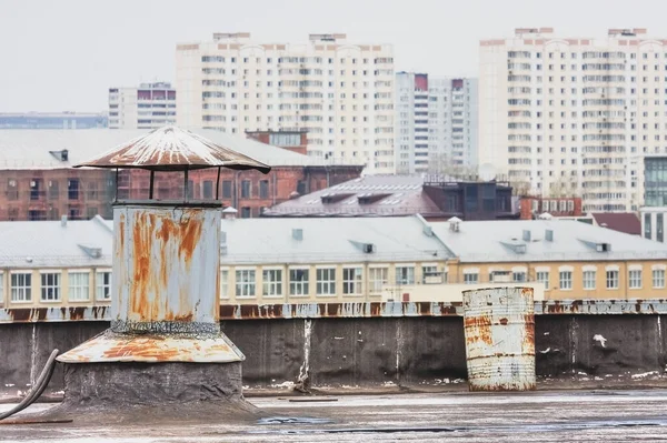 Området och byggnaderna i en stor fabrik i Moskva — Stockfoto