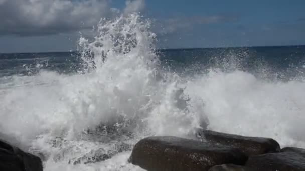 Ondas oceânicas do Atlântico — Vídeo de Stock