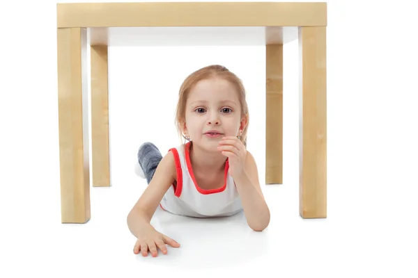 Schattig klein meisje — Stockfoto