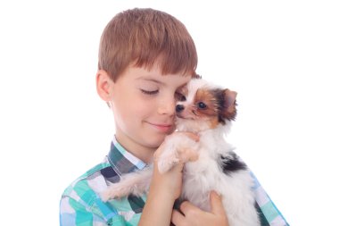oğlan ve köpek yavrusu