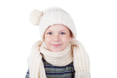 bir kap içinde şirin küçük çocuk