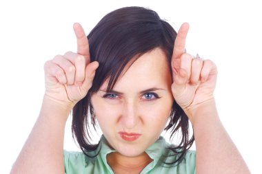 Kız şaka gösteren boynuzları