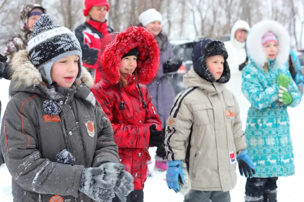 Jolis petits enfants d'hiver — Photo