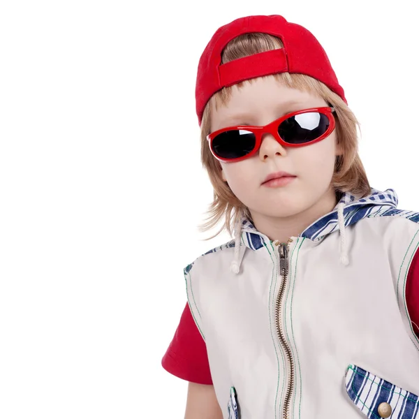 Lindo niño pequeño en gafas de sol —  Fotos de Stock