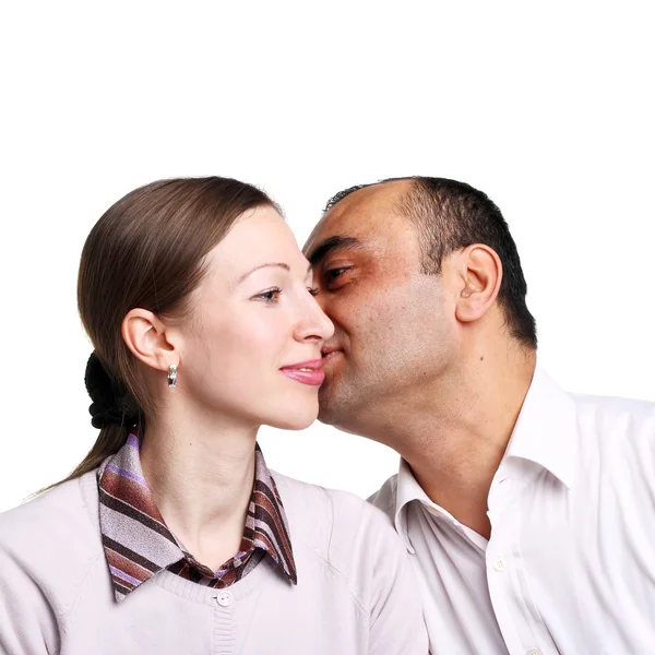 Jovem casal interracial — Fotografia de Stock