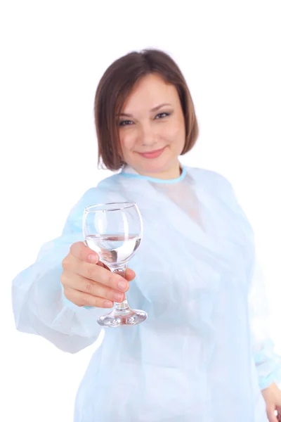 Jeune médecin femme avec verre — Photo